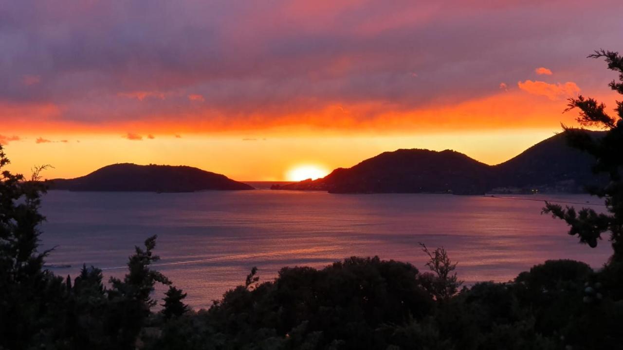 Lerici Natural Suite Con Wi-Fi Buitenkant foto